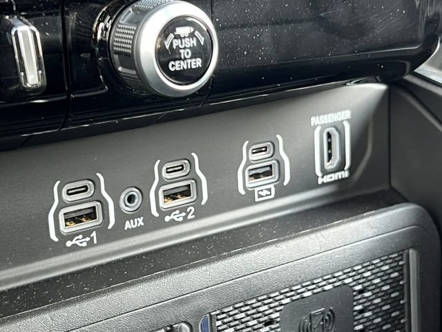 Used 2025 RAM 1500 Laramie w/ Advanced Safety Group II AWD/4WD image 36