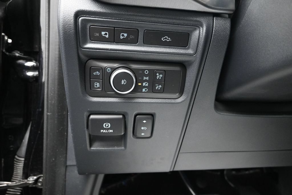 Used 2021 Ford F150 Platinum w/ Equipment Group 701A High AWD/4WD image 12