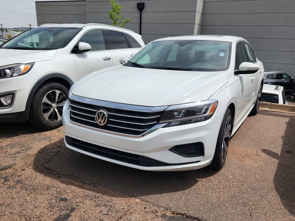 Used 2021 Volkswagen Passat 2.0T SE FWD image 17