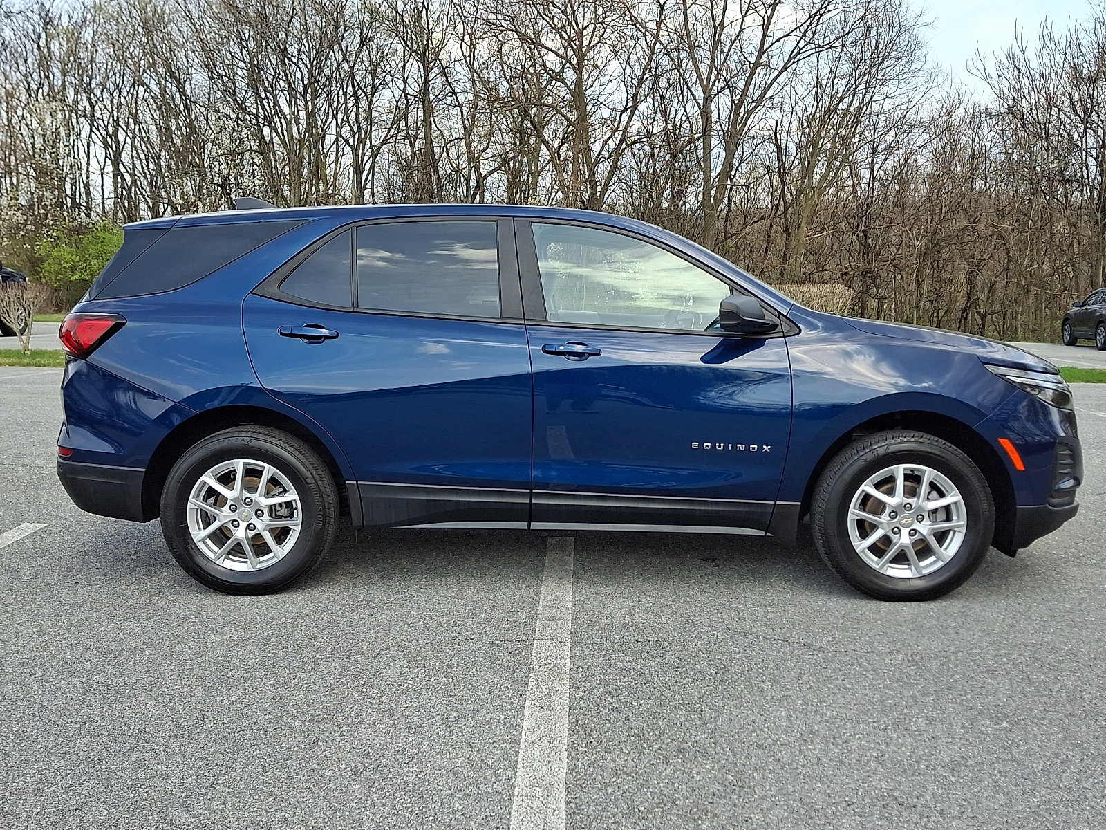 Used 2023 Chevrolet Equinox LS w/ LS Convenience Package image 7