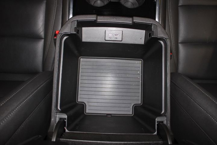 Certified 2025 Chevrolet Suburban Z71 image 33