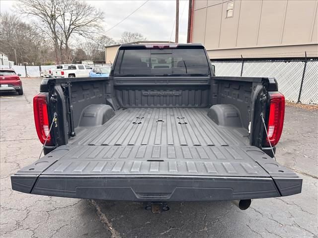 Certified 2021 GMC Sierra 2500 Denali w/ Denali Black Diamond Edition image 31
