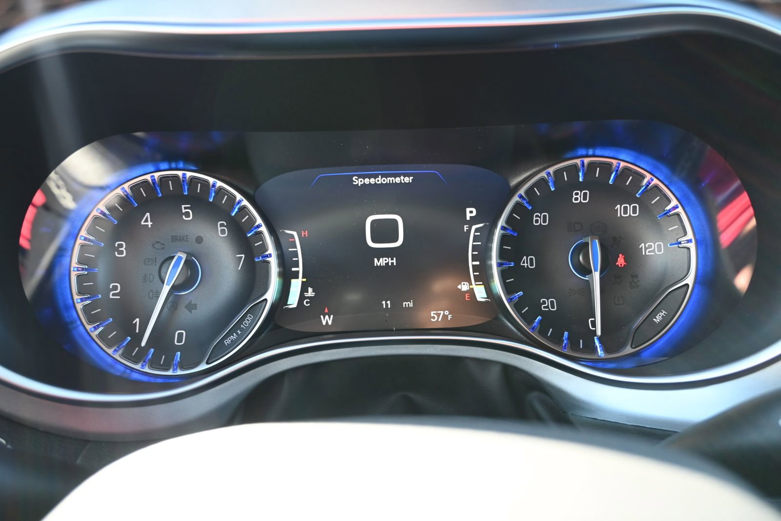 New 2026 Chrysler Pacifica Limited image 9