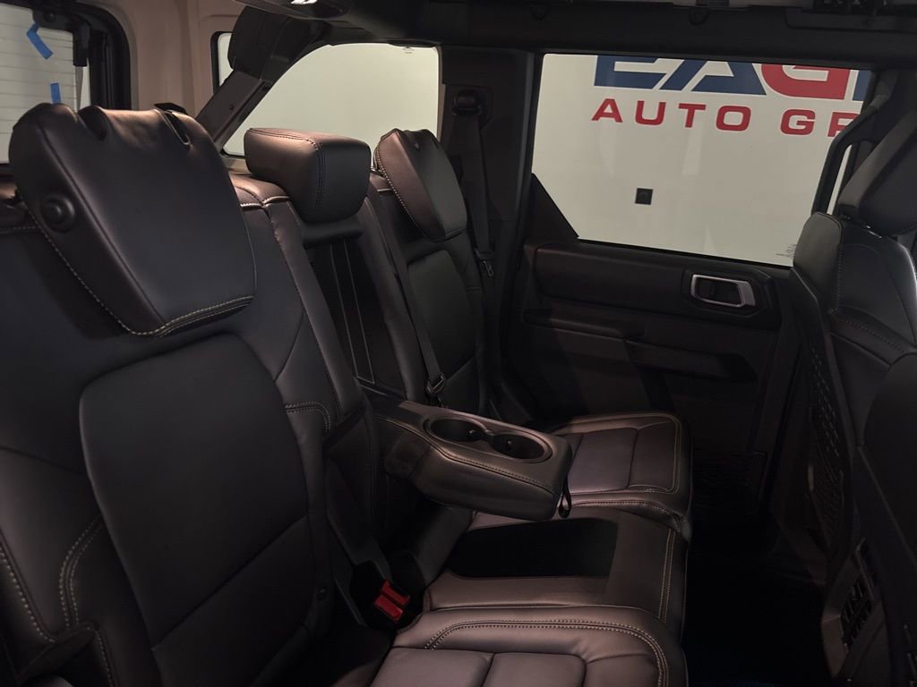 New 2026 Ford Bronco Badlands AWD/4WD image 32
