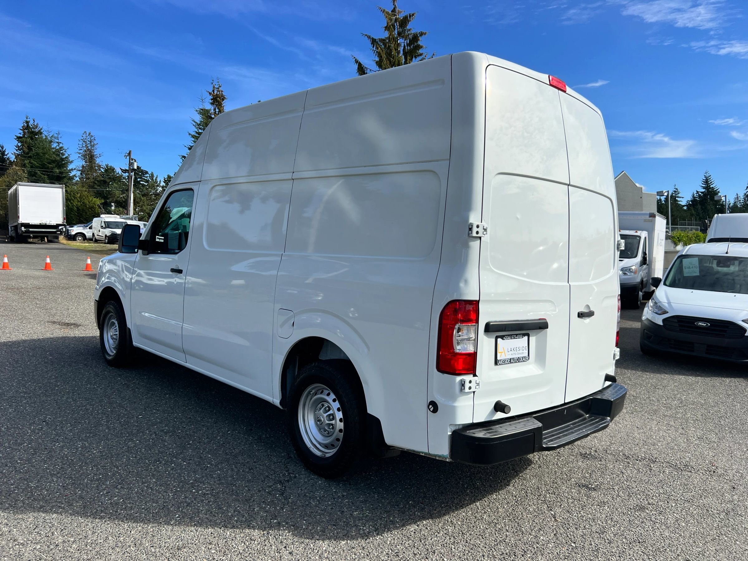 Used 2015 Nissan NV 2500 S w/ Power Package image 5