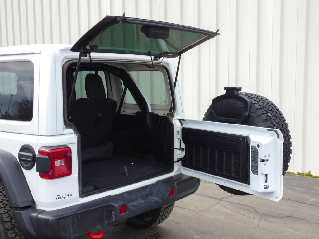 Used 2025 Jeep Wrangler Unlimited Rubicon image 34