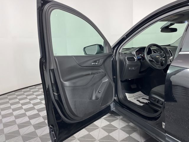Used 2023 Chevrolet Equinox LT image 16