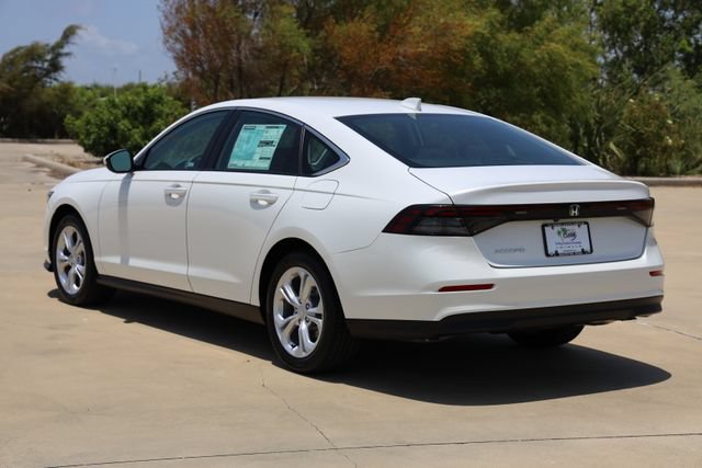 New 2026 Honda Accord LX image 6