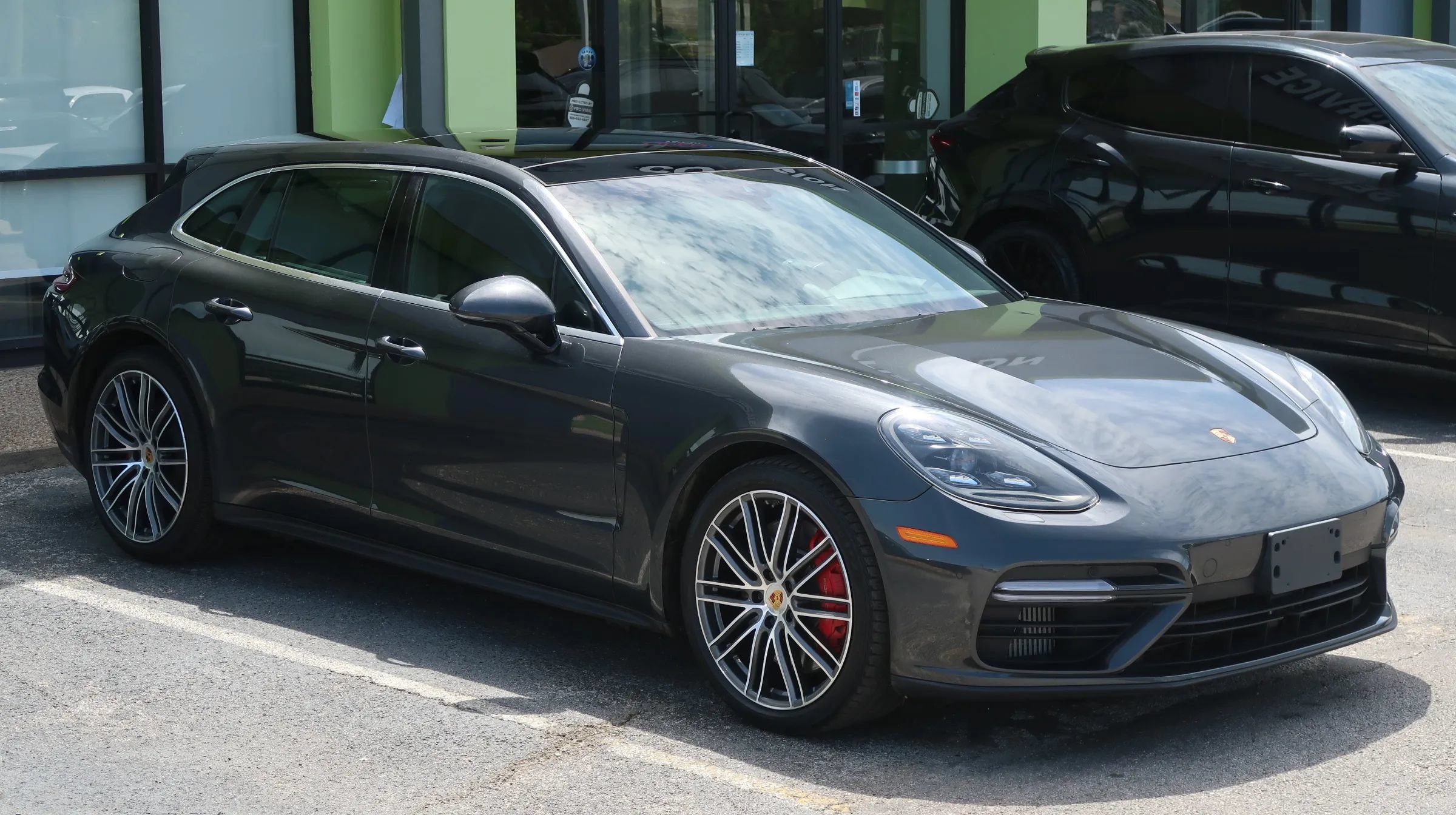 Used 2018 Porsche Panamera Turbo Sport Turismo AWD/4WD image 4