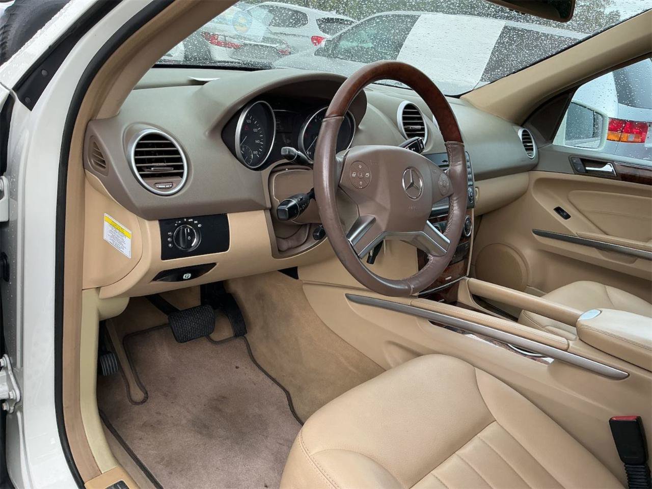 Used 2011 Mercedes-Benz ML 350 4MATIC image 10