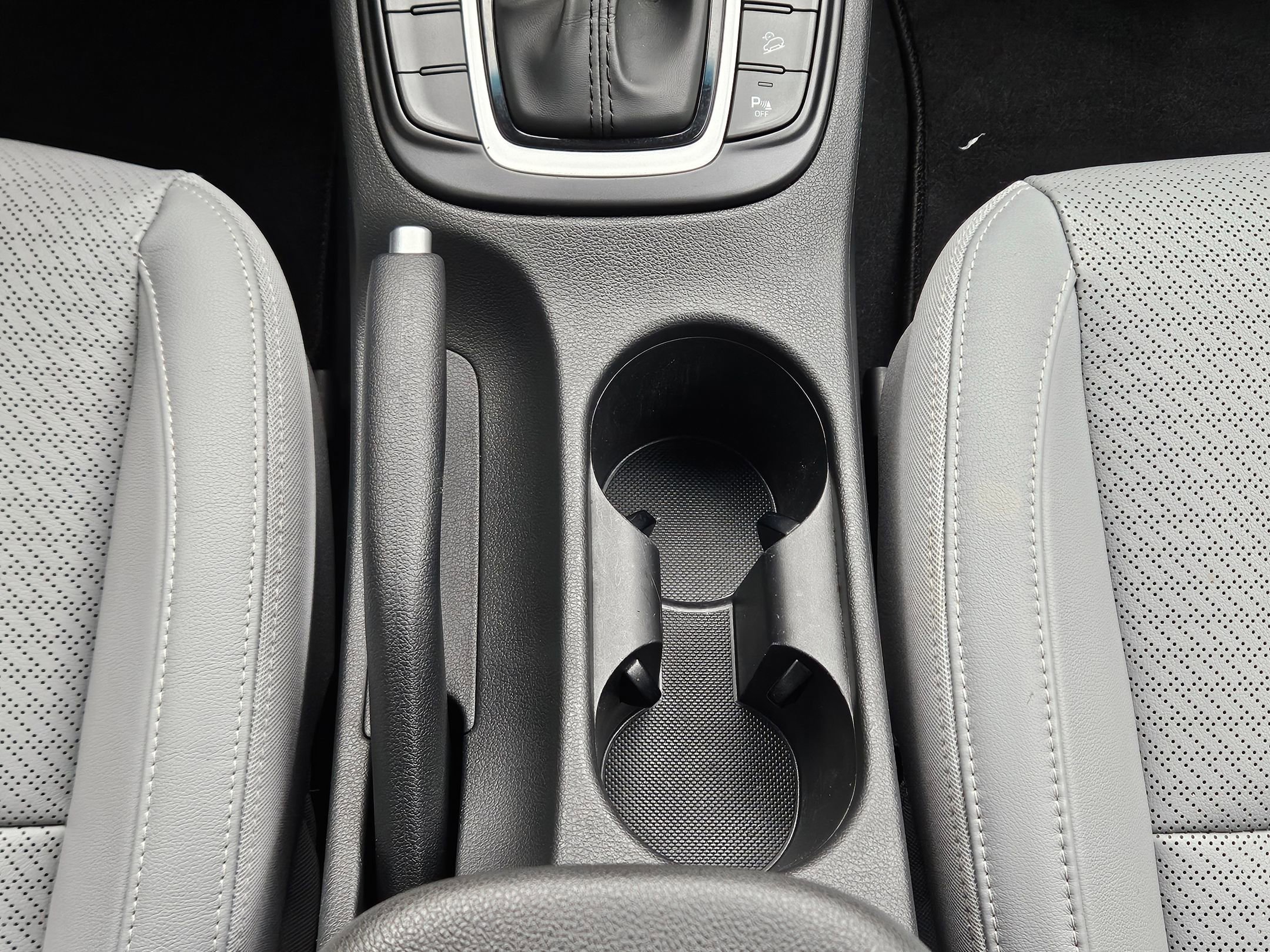 Used 2021 Hyundai Kona Ultimate w/ Cargo Package image 12