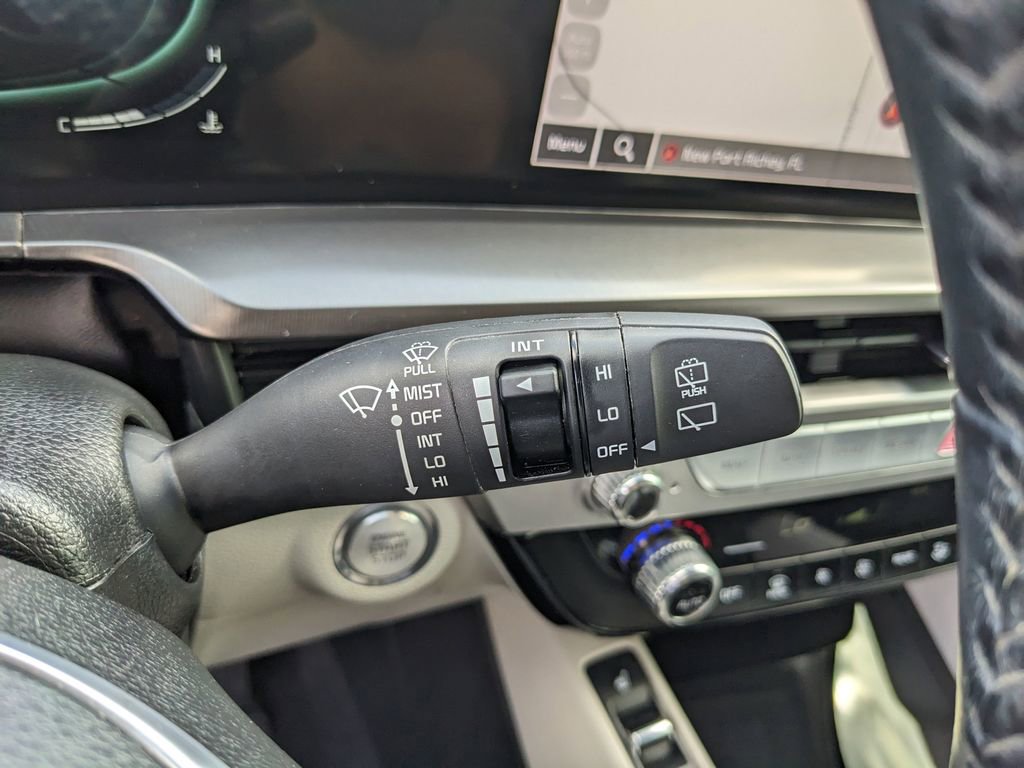 Certified 2024 Kia Telluride S w/ S Sunroof Package image 34