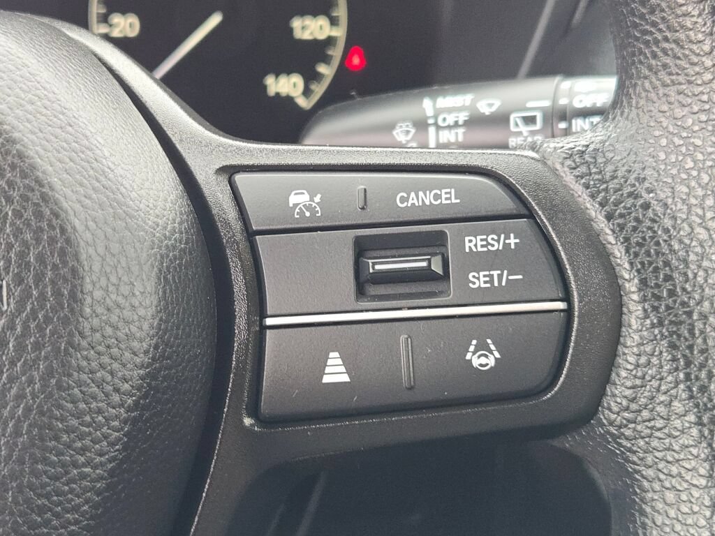 Used 2025 Honda HR-V LX image 34