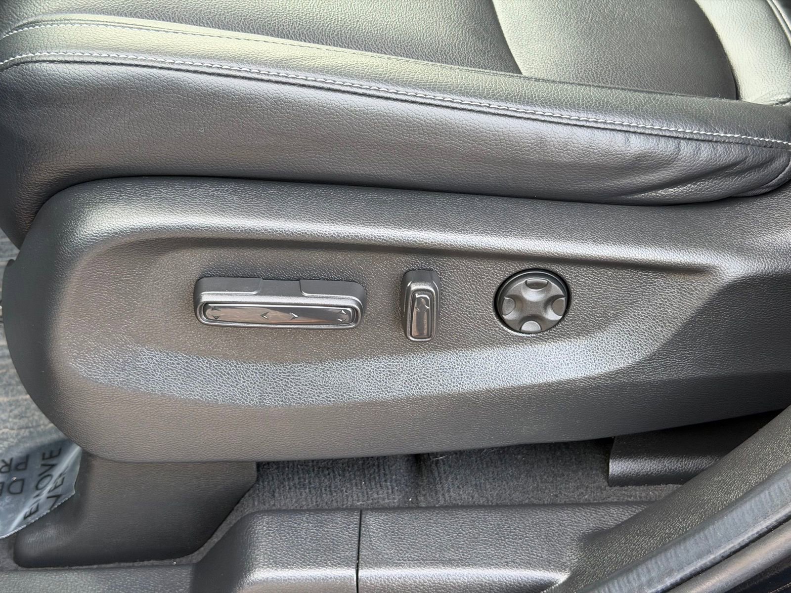 Used 2024 Honda Odyssey EX-L image 13