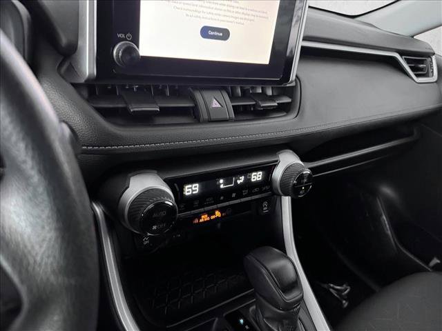 Used 2024 Toyota RAV4 XLE image 15