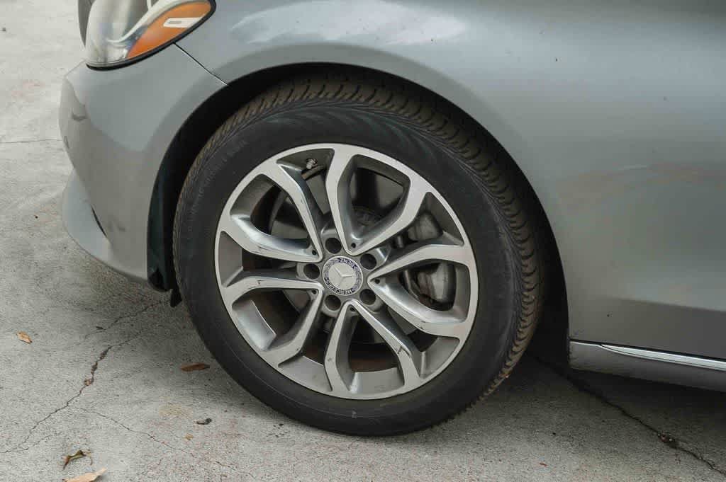 Used 2016 Mercedes-Benz C 300 Sedan image 11