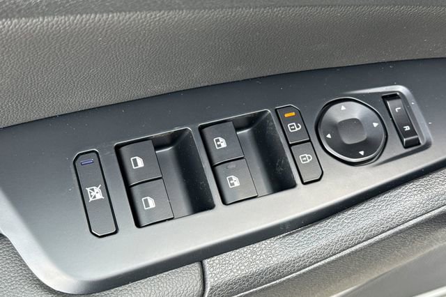 New 2026 Kia Sportage EX FWD image 13