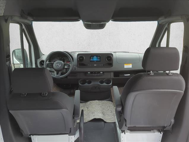 Used 2024 Mercedes-Benz Sprinter 2500 image 19