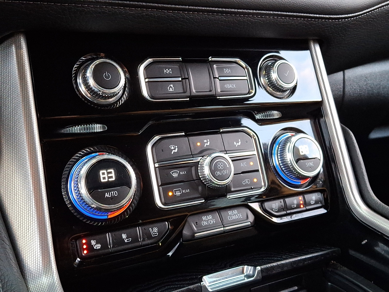 Certified 2023 GMC Yukon Denali AWD/4WD image 19