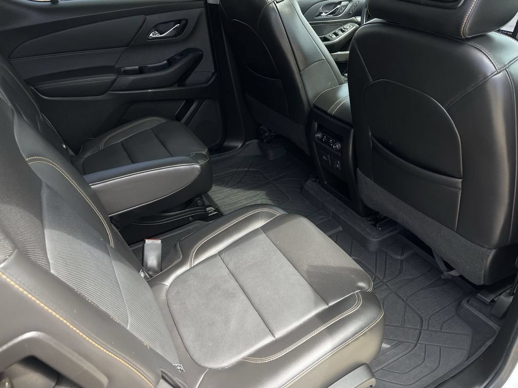 Used 2021 Chevrolet Traverse Premier w/ Redline Edition AWD/4WD image 28