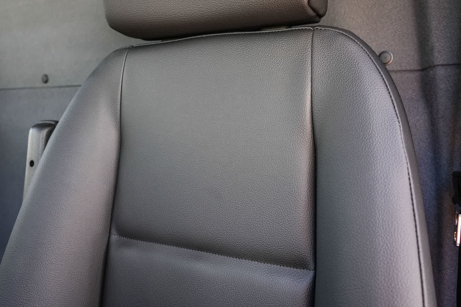 New 2025 Mercedes-Benz eSprinter 170 Cargo image 31