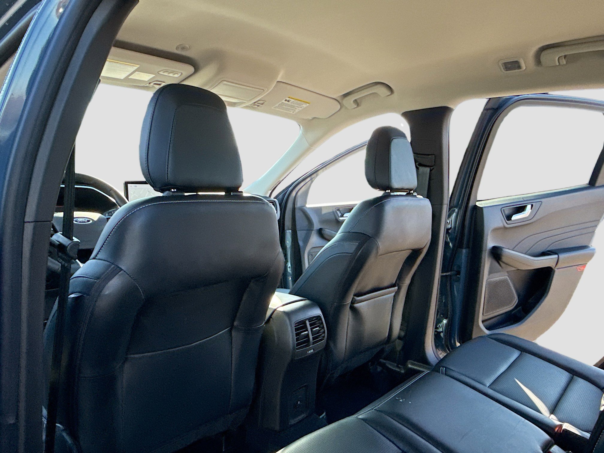 Certified 2023 Ford Escape Platinum image 6