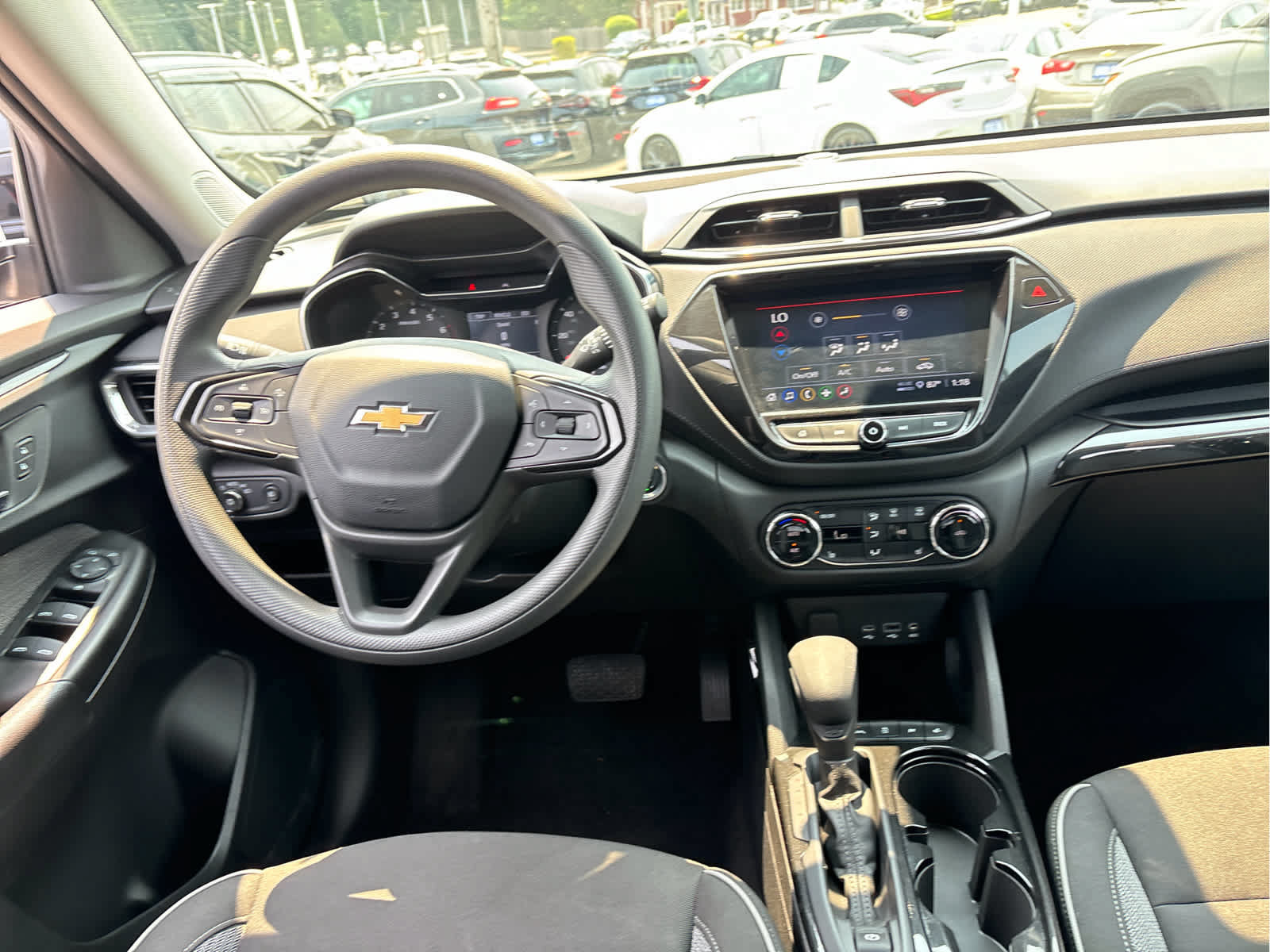 Certified 2023 Chevrolet TrailBlazer LT w/ Convenience Package FWD image 24