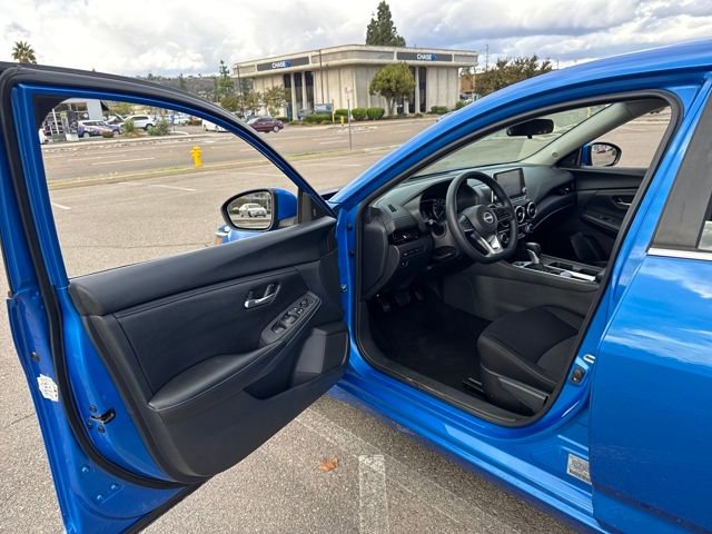 Used 2024 Nissan Sentra SV image 29
