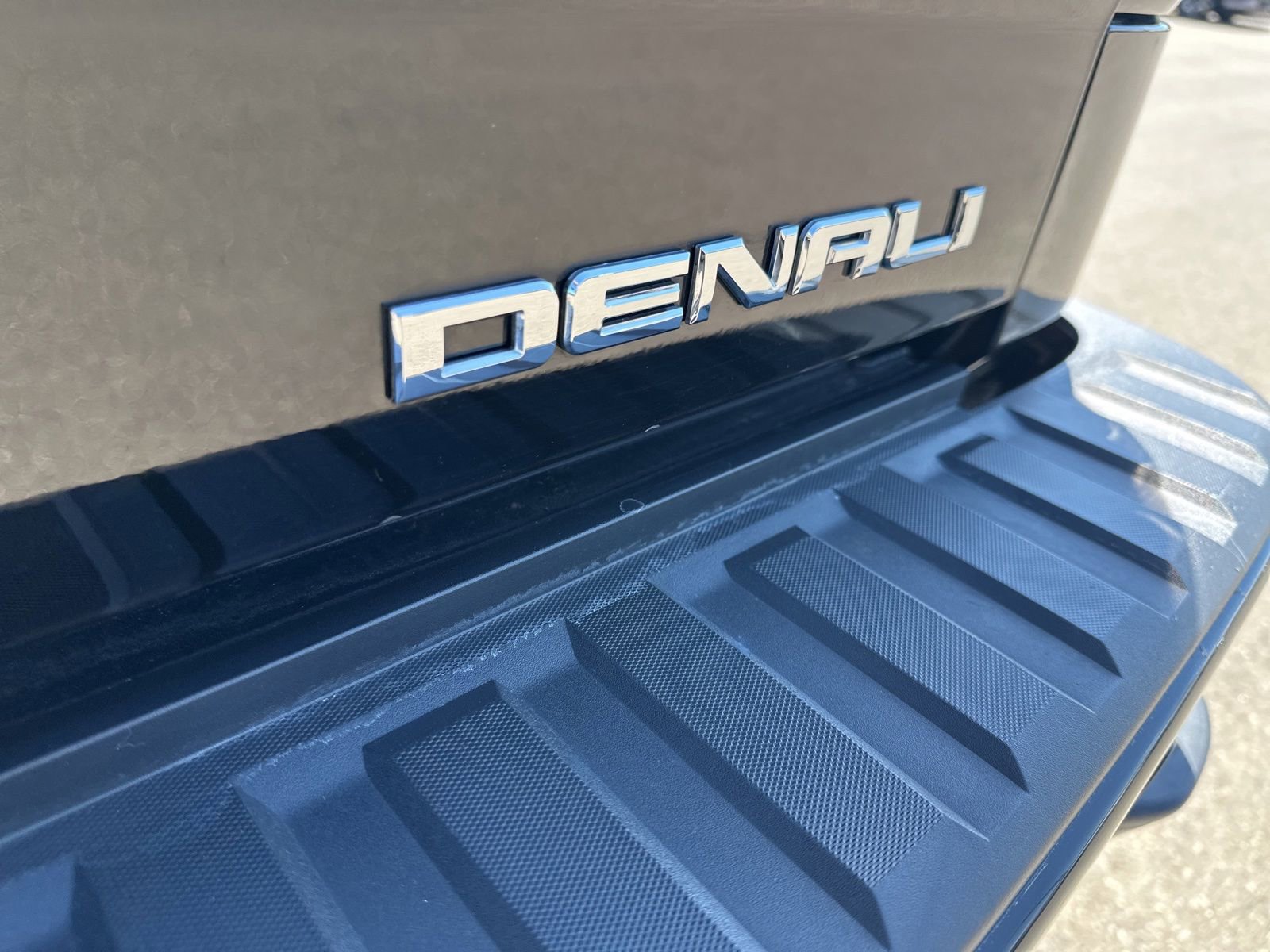 Used 2018 GMC Sierra 1500 Denali AWD/4WD image 8
