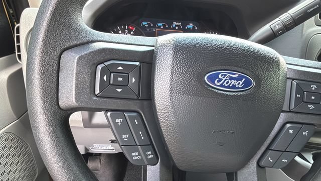 Used 2022 Ford E-450 and Econoline 450 Super Duty RWD image 26