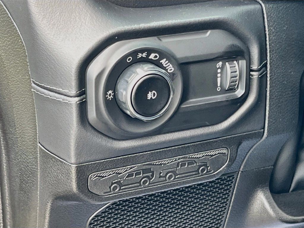 New 2027 Jeep Wrangler Unlimited Sahara AWD/4WD image 10