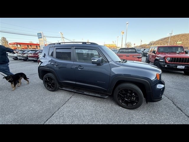 Used 2020 Jeep Renegade Altitude image 5