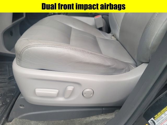 Used 2015 Toyota Sienna XLE w/ XLE Navigation Package image 10