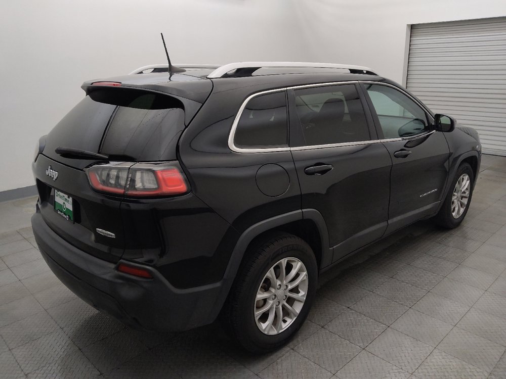 Used 2019 Jeep Cherokee Latitude w/ Popular Appearance Group FWD image 9
