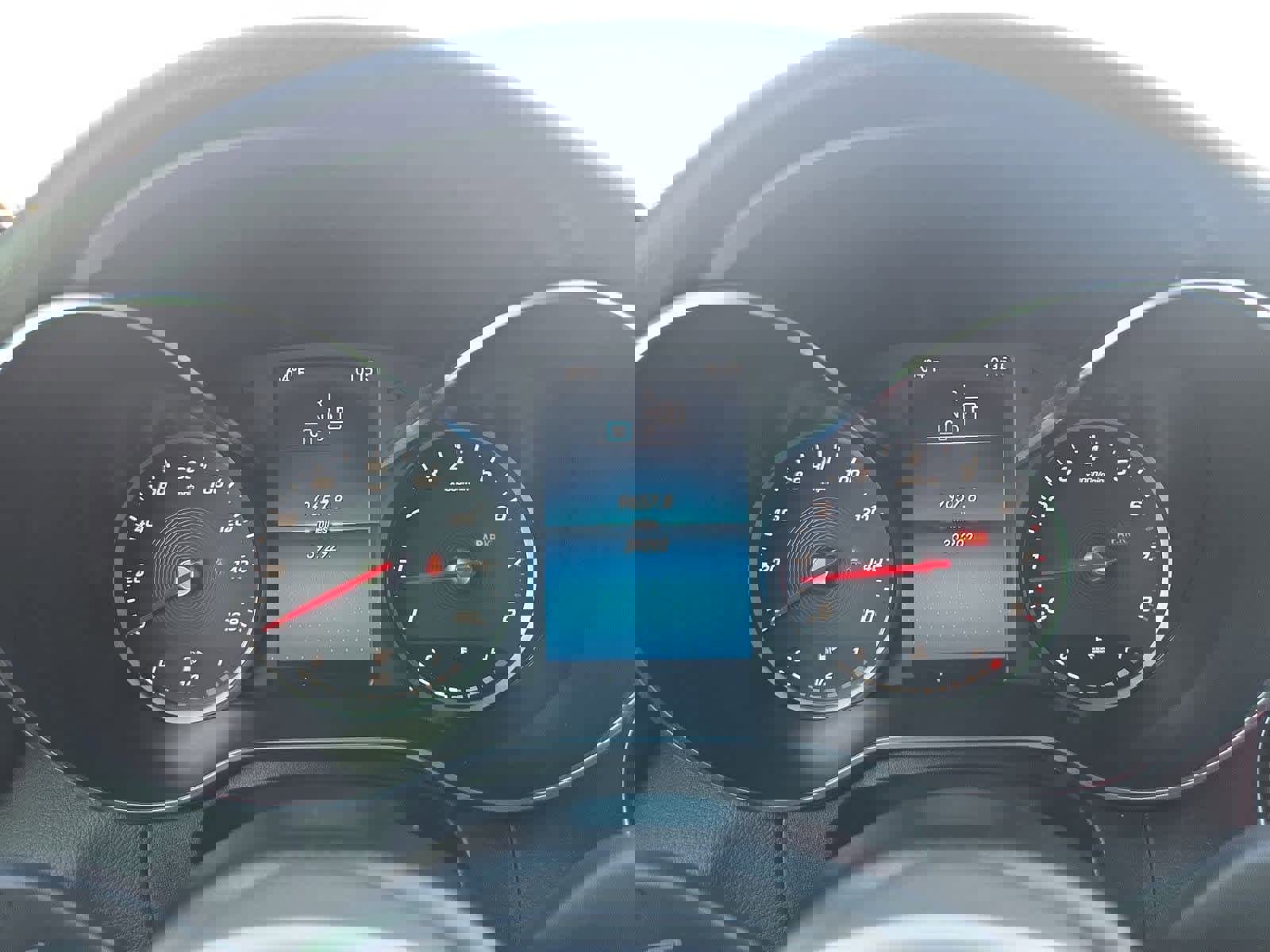 Used 2022 Mercedes-Benz GLC 300 image 30