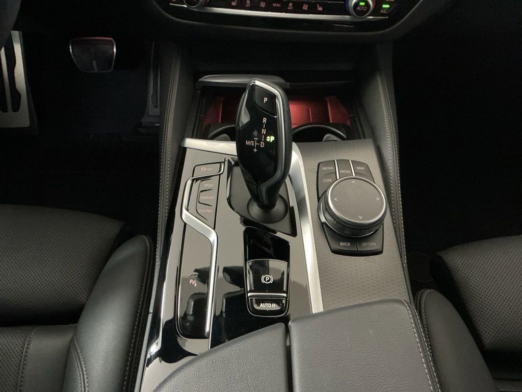 Used 2023 BMW 540i w/ M Sport Package image 14