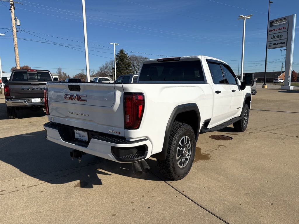Used 2022 GMC Sierra 2500 AT4 image 7