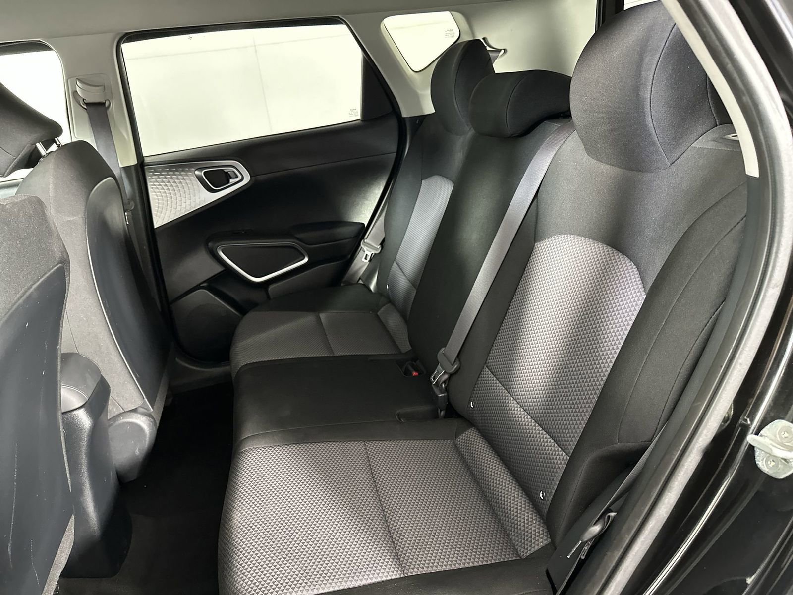 Used 2022 Kia Soul LX w/ Technology Package image 27