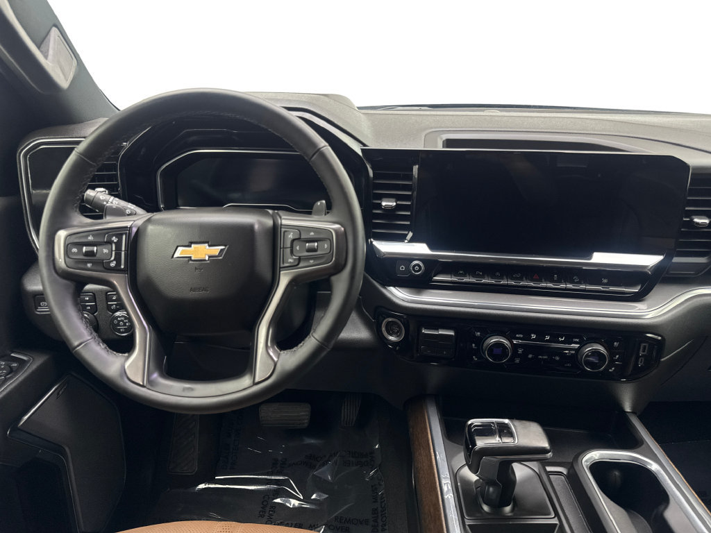 Used 2023 Chevrolet Silverado 1500 High Country w/ Technology Package AWD/4WD image 56