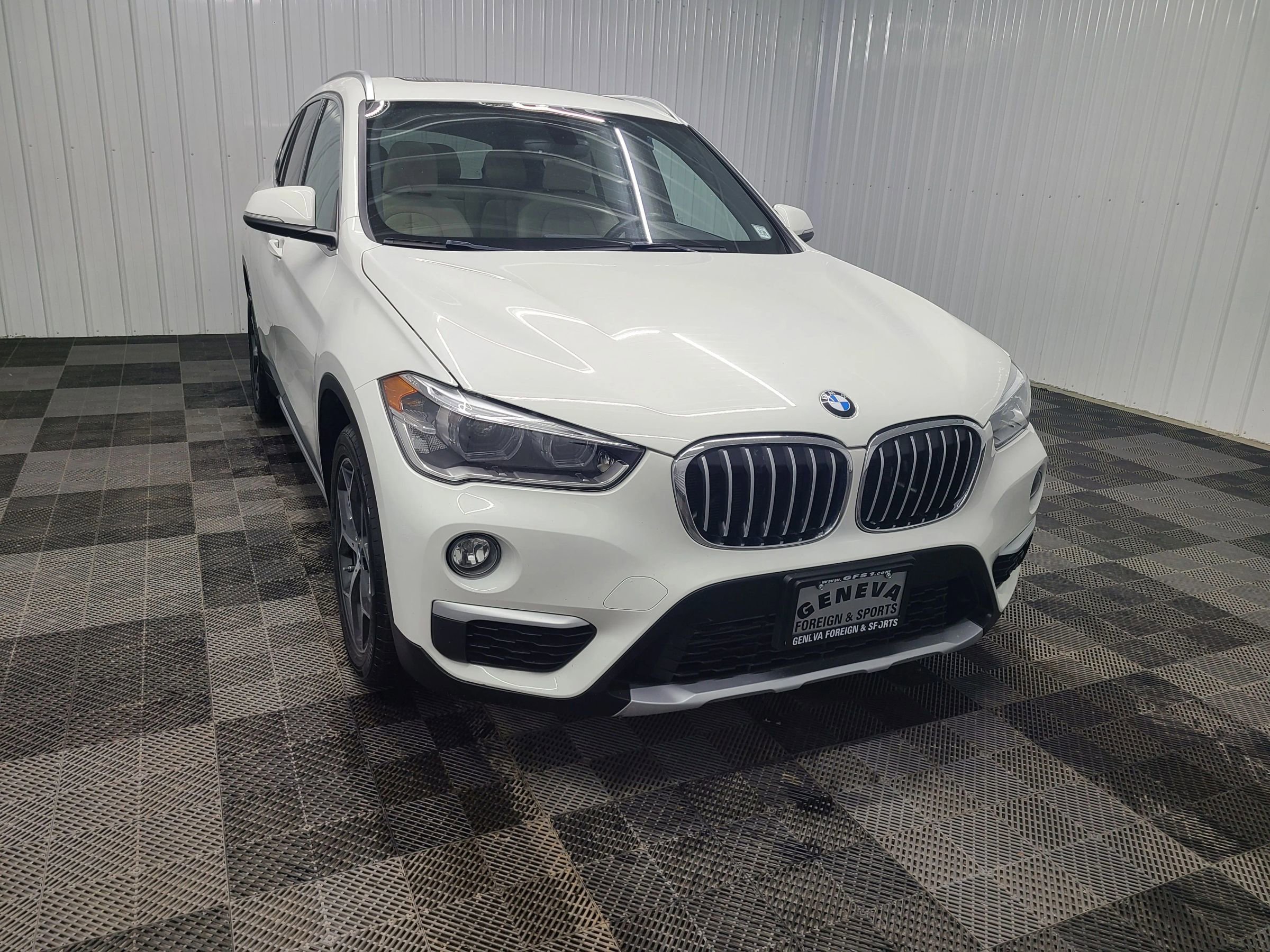 Used 2018 BMW X1 xDrive28i w/ Convenience Package image 5