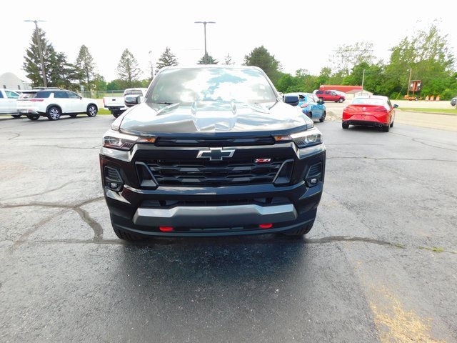Used 2025 Chevrolet Colorado Z71 w/ Z71 Convenience Package 2 image 12