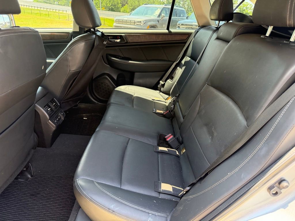 Used 2019 Subaru Outback 2.5i Limited AWD/4WD image 13