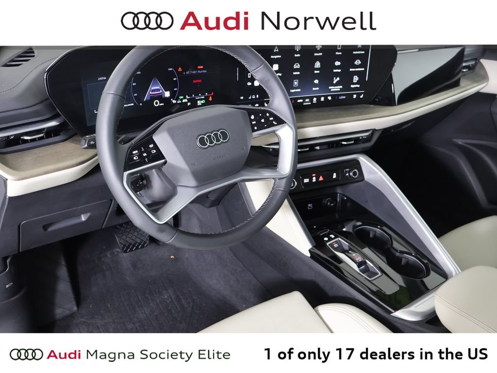 Used 2025 Audi Q5 Premium AWD/4WD image 2