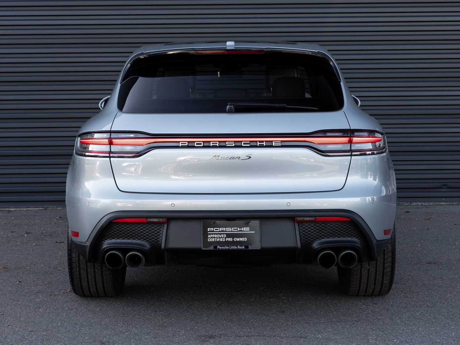 Used 2023 Porsche Macan S image 6
