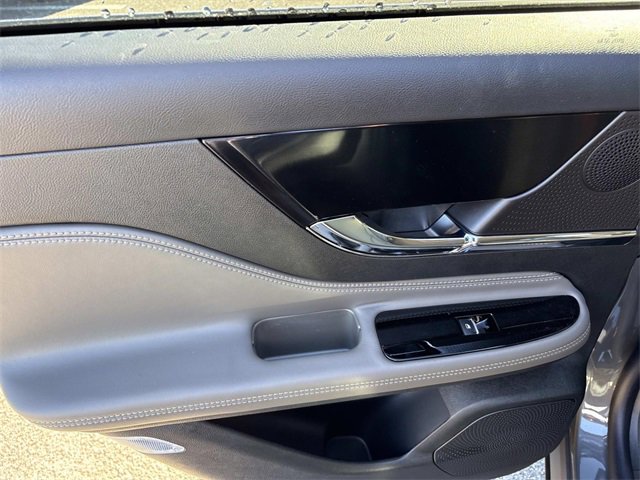 New 2026 Lincoln Corsair Premiere image 19