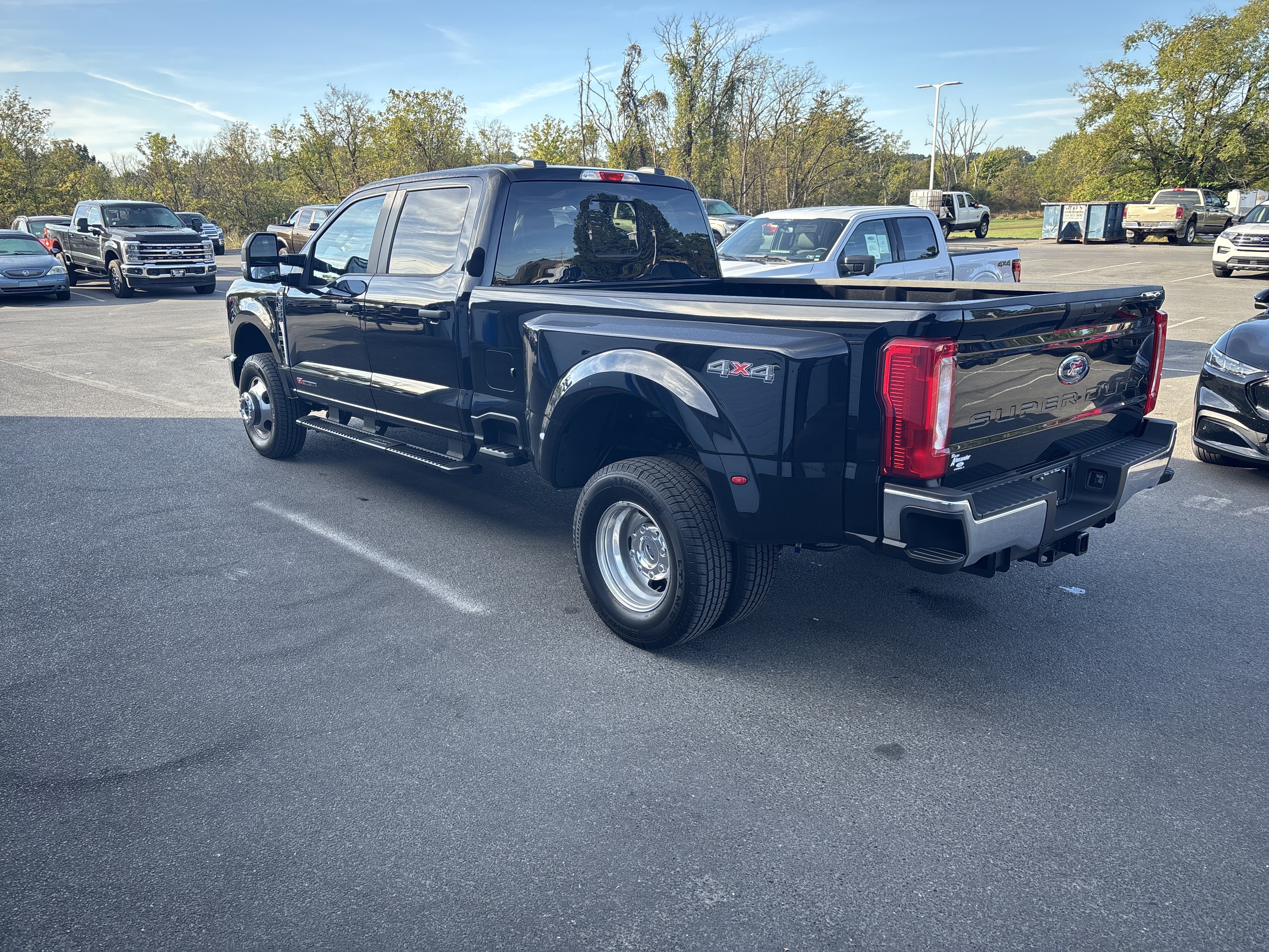 Used 2025 Ford F350 XL w/ XL Chrome Package image 6