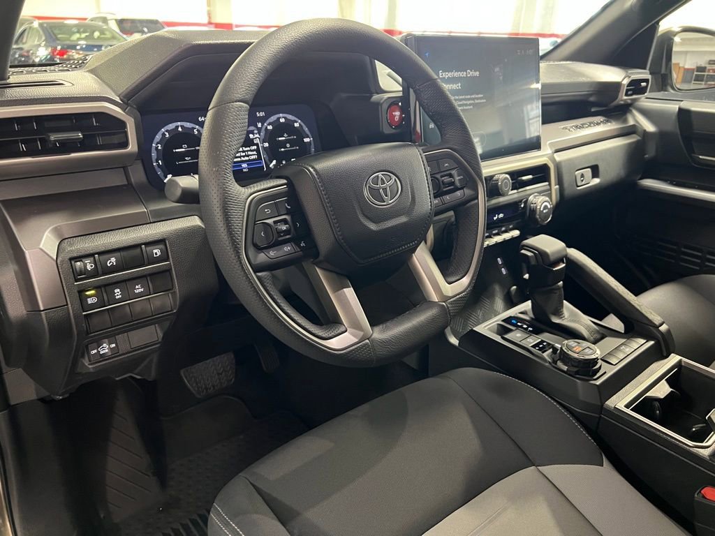 Certified 2025 Toyota Tacoma TRD Off-Road image 14
