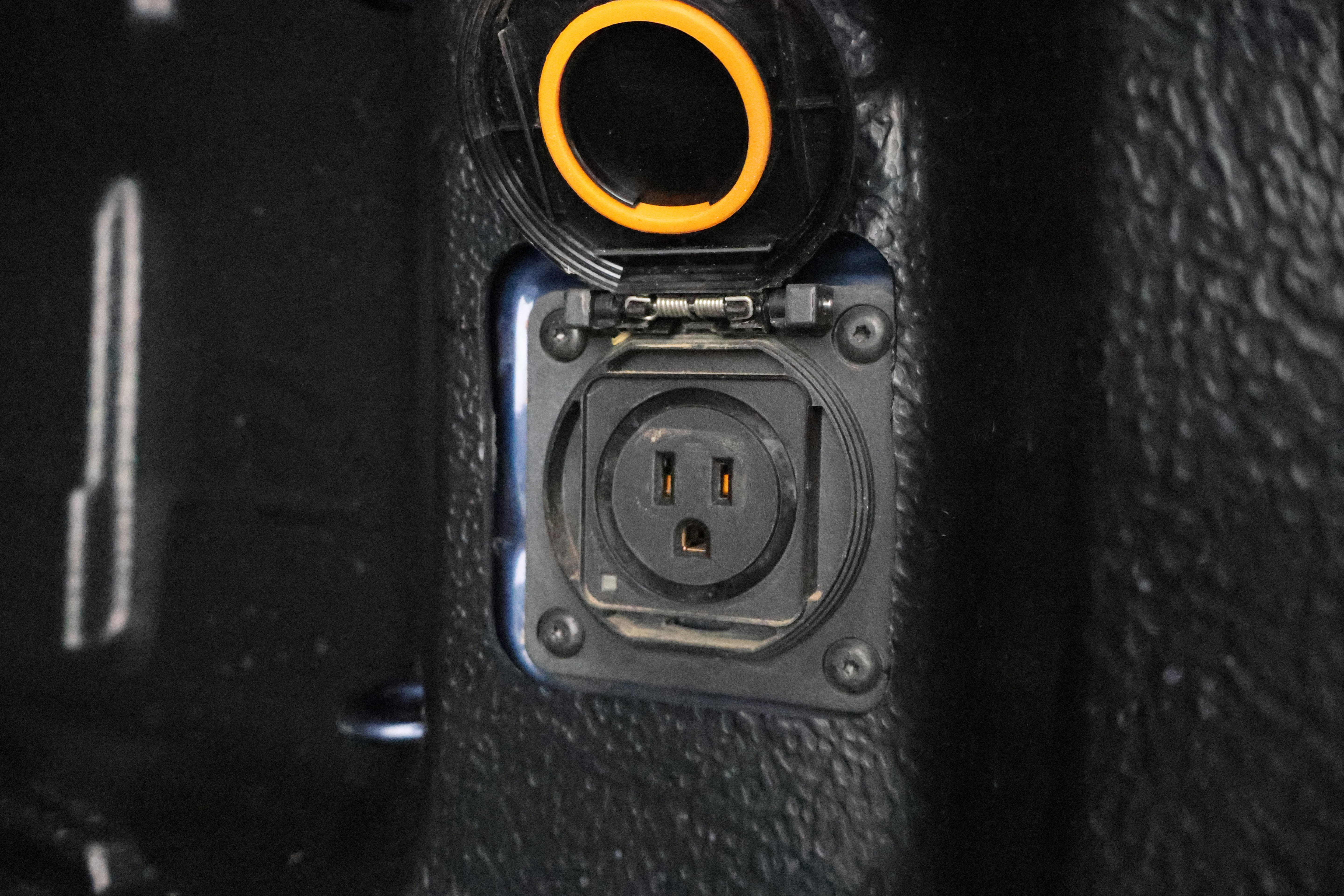 Used 2022 Chevrolet Silverado 2500 LT w/ Convenience Package AWD/4WD image 26