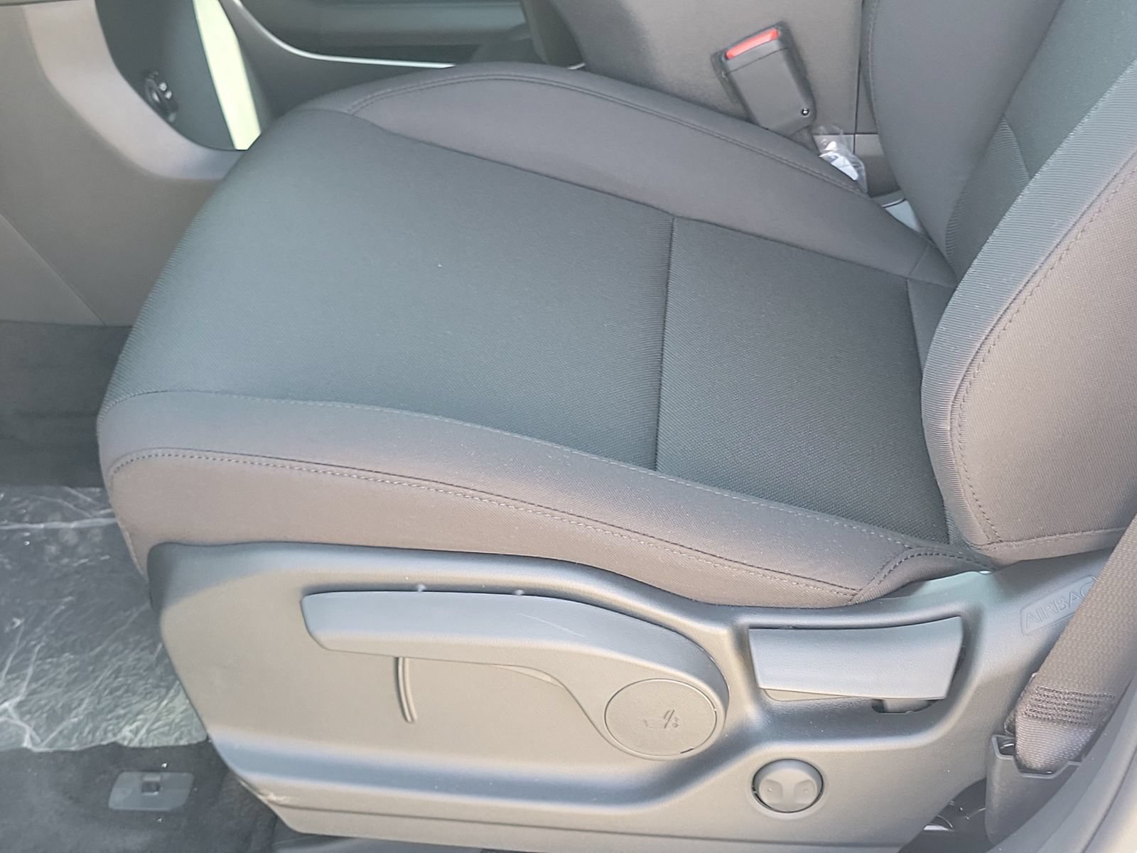 New 2026 Hyundai Santa Fe SE FWD image 16