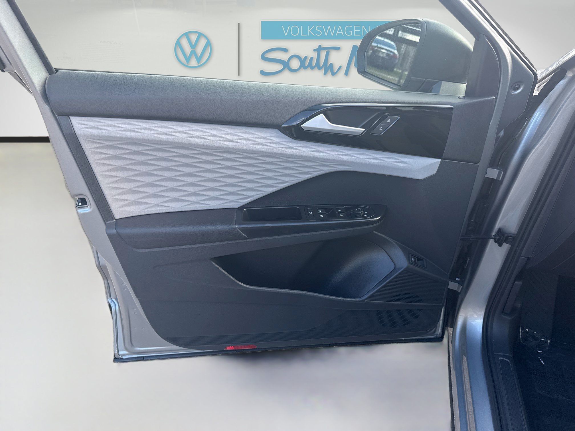 Certified 2023 Volkswagen Taos S FWD image 19